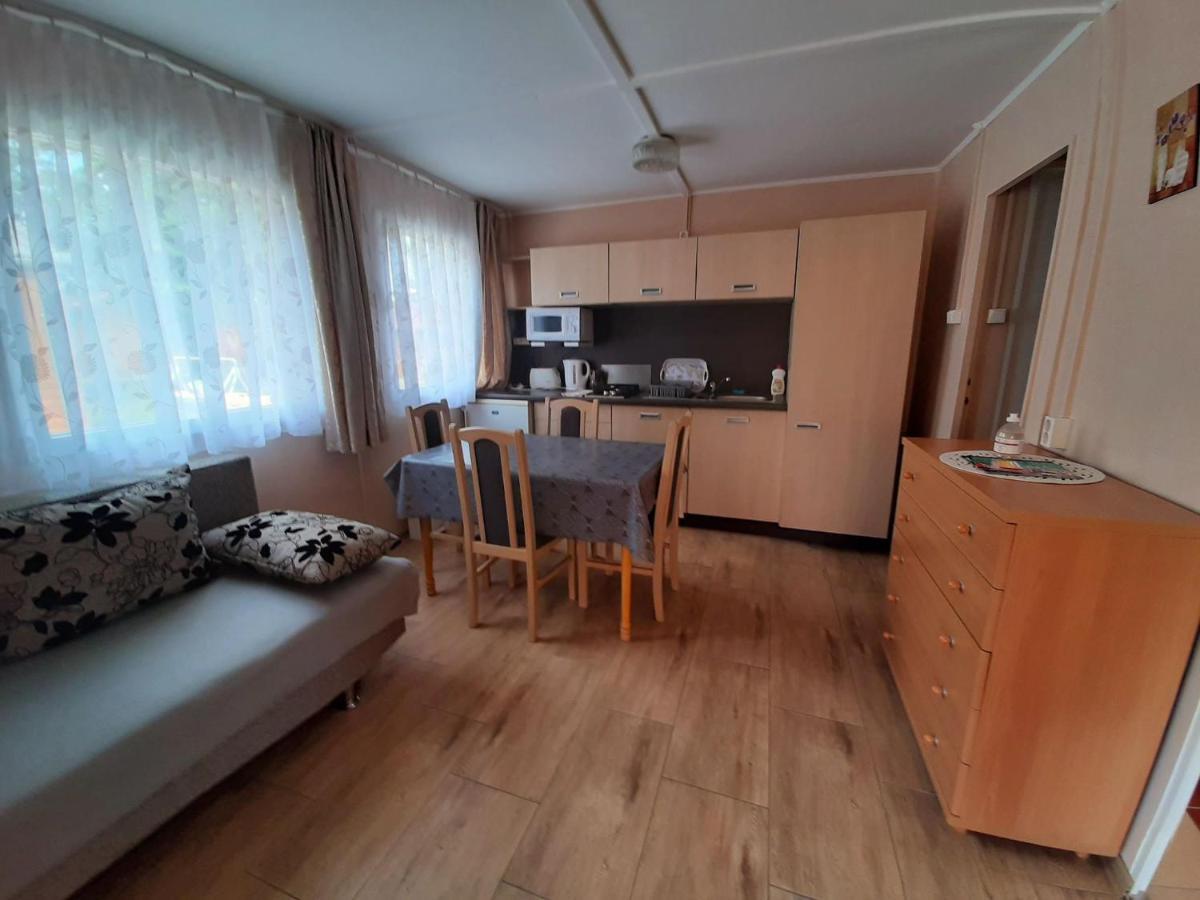 Apartament Fortuna Apartmanhazak *